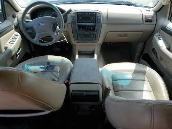 2002 Ford Explorer Limited z VIN 1FMDU75E22ZB66856, wystawiony jako Copart lot #55969845 z przebiegiem 132 426 mil mil oraz Szkoda całkowita • Salvage title. Historia ofert i sprzedaży dostępna na DreamBid. Obrazek 8.