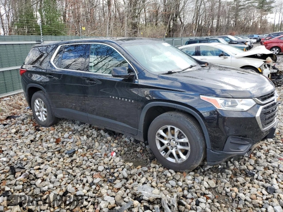2019 Chevrolet Traverse LS with VIN 1GNEVFKW5KJ202560, listed as a Copart auction lot 81974464 with 106,597 mi miles and Salvage Title. Bid and sale history available at carsss.com. Image 4.