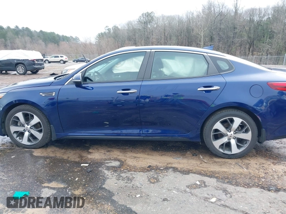 2019 Kia Optima LX with VIN 5XXGT4L37KG361486, listed as a IAAI auction lot 41601404 with 56,891 mi miles. Bid and sale history available at carsss.com. Image 14.