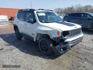 2018 Jeep Renegade Trailhawk with VIN ZACCJBCB9JPG81032, listed as a IAAI auction lot 41722934 with 178,502 mi miles. Bid and sale history available at carsss.com. Image 1.