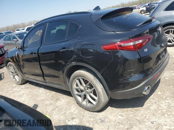 2018 Alfa Romeo Stelvio Ti Sport z VIN ZASFAKNNXJ7B84760, wystawiony jako Copart lot #52219395 z przebiegiem 110 145 mil mil oraz Czysty tytuł • Clean title. Historia ofert i sprzedaży dostępna na DreamBid. Obrazek 2.
