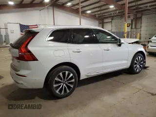 2023 Volvo XC60 Plus Bright Theme with VIN YV4L12RN3P1323237, listed as a Copart auction lot 45478745 with 16,592 mi miles and Salvage Title. Bid and sale history available at carsss.com. Image 3.
