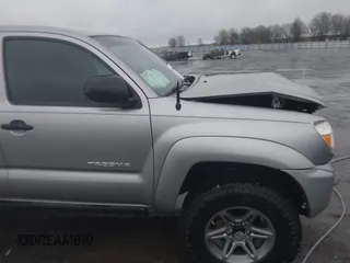 2014 Toyota Tacoma with VIN 3TMLU4EN2EM161239, listed as a IAAI auction lot 41536944 with 136,299 mi miles. Bid and sale history available at carsss.com. Image 17.