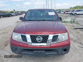 2017 Nissan Frontier S z VIN 1N6BD0CT1HN743460, wystawiony jako IAAI lot #42205104 z przebiegiem 139 333 mil mil oraz . Historia ofert i sprzedaży dostępna na DreamBid. Obrazek 6.