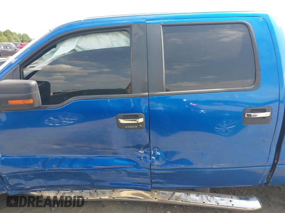 2012 Ford F-150 XL z VIN 1FTFW1CFXCFA52378, wystawiony jako IAAI lot #39979763 z przebiegiem 248 520 mil mil oraz . Historia ofert i sprzedaży dostępna na DreamBid. Obrazek 14.