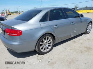 2010 Audi A4 Premium Plus z VIN WAUEFAFL0AN006765, wystawiony jako IAAI lot #42273129 z przebiegiem 136 960 mil mil oraz . Historia ofert i sprzedaży dostępna na DreamBid. Obrazek 4.