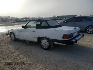 1980 Mercedes-Benz SL with VIN 10704412062529, listed as a Copart auction lot 77941784 with Not provided miles and Salvage title. Bid and sale history available at DreamBid. Image 2.