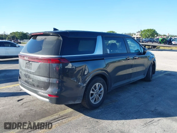 2023 Kia Carnival LX with VIN KNDNB4H3XP6226740, listed as a IAAI auction lot 41425416 with 28,846 mi miles. Bid and sale history available at carsss.com. Image 4.