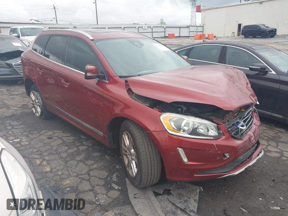 2016 Volvo XC60 T5 Drive-E Premier with VIN YV440MDK9G2907703, listed as a IAAI auction lot 41961756 with 62,644 mi miles. Bid and sale history available at carsss.com. Image 1.