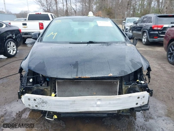 2012 Honda Civic Cpe EX with VIN 2HGFG3B86CH520988, listed as a IAAI auction lot 41719358 with 185,478 mi miles. Bid and sale history available at carsss.com. Image 13.