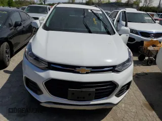 2021 Chevrolet Trax LT with VIN KL7CJPSM4MB368224, listed as a Copart auction lot 49455004 with 9,040 mi miles and Salvage Title. Bid and sale history available at carsss.com. Image 5.