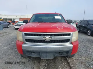 2007 Chevrolet Silverado 1500 LT w/1LT with VIN 2GCEC19J671691001, listed as a IAAI auction lot 41222623 with 453,650 mi miles. Bid and sale history available at carsss.com. Image 12.