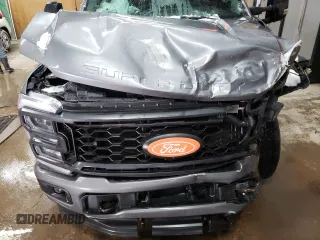 2024 Ford F-350 XL with VIN 1FT8W3BM1REF51296, listed as a Copart auction lot 89250765 with 7,140 mi miles and Salvage Title. Bid and sale history available at DreamBid. Image 11.