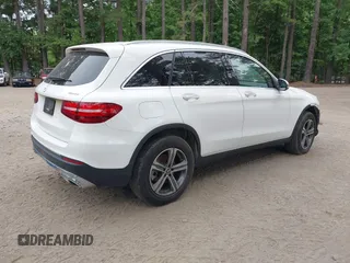 2019 Mercedes-Benz GLC 300 z VIN WDC0G4KB8KF669144, wystawiony jako IAAI lot #42216156 z przebiegiem 76 024 mil mil oraz . Historia ofert i sprzedaży dostępna na DreamBid. Obrazek 4.