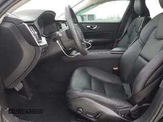 2020 Volvo S60 Momentum with VIN 7JR102FK4LG046842, listed as a Copart auction lot 49681585 with 42,047 mi miles and Salvage Title. Bid and sale history available at carsss.com. Image 7.
