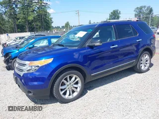 2013 Ford Explorer XLT z VIN 1FM5K8D89DGB84295, wystawiony jako IAAI lot #42420313 z przebiegiem 185 309 mil mil oraz . Historia ofert i sprzedaży dostępna na DreamBid. Obrazek 2.