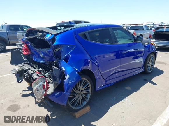 2013 Hyundai Veloster w/Gray Int z VIN KMHTC6AD3DU134956, wystawiony jako IAAI lot #42560944 z przebiegiem 108 166 mil mil oraz . Historia ofert i sprzedaży dostępna na DreamBid. Obrazek 4.