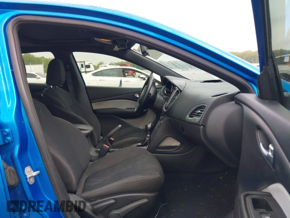 2015 Dodge Dart SXT with VIN 1C3CDFBB1FD422884, listed as a IAAI auction lot 42144371 with 138,207 mi miles and . Bid and sale history available at DreamBid. Image 5.