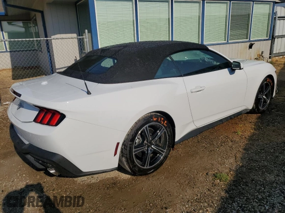 2025 Ford Mustang EcoBoost with VIN 1FAGP8UH5S5117335, listed as a Copart auction lot 64696795 with 4,015 mi miles and Clean title. Bid and sale history available at DreamBid. Image 3.