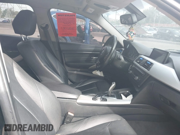 2013 BMW 3 Series 328i xDrive with VIN WBA3B5C55DF596041, listed as a IAAI auction lot 42348070 with Not provided miles and . Bid and sale history available at DreamBid. Image 5.