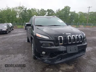 2016 Jeep Cherokee Latitude with VIN 1C4PJMCS6GW221075, listed as a IAAI auction lot 42259107 with 115,912 mi miles and . Bid and sale history available at DreamBid. Image 6.