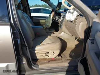 2003 Mercury Mountaineer Convenience with VIN 4M2DU66W93UJ19077, listed as a IAAI auction lot 41296559 with 164,143 mi miles. Bid and sale history available at carsss.com. Image 5.
