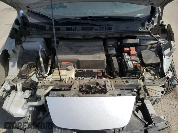 2019 Nissan LEAF SV with VIN 1N4AZ1CP4KC301595, listed as a Copart auction lot 57105005 with 70,589 mi miles and Salvage title. Bid and sale history available at DreamBid. Image 11.
