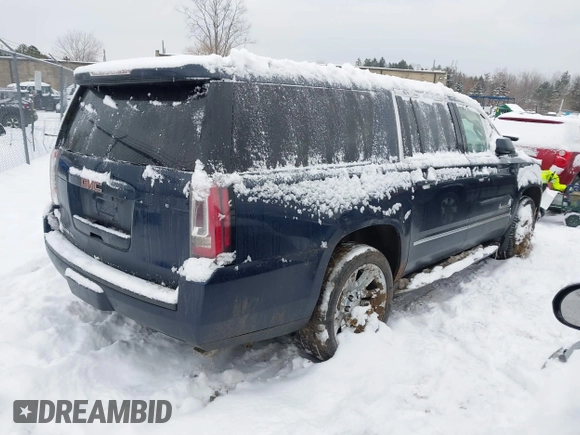 2018 GMC Yukon XL SLT with VIN 1GKS2GKC2JR394198, listed as a IAAI auction lot 41321208 with 113,645 mi miles. Bid and sale history available at carsss.com. Image 4.