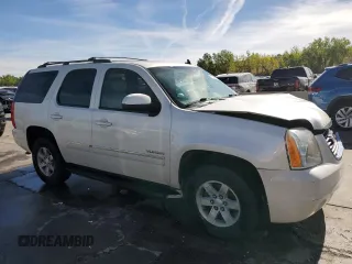 2011 GMC Yukon SLT with VIN 1GKS2CE0XBR191328, listed as a Copart auction lot 72386084 with 241,725 mi miles and Salvage Title. Bid and sale history available at carsss.com. Image 4.