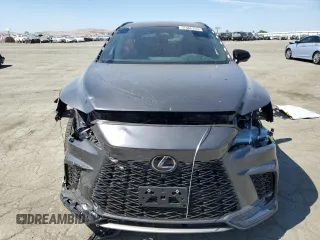 2024 Lexus RX 500h F Sport Performance z VIN 2T2BCMEA1RC020345, wystawiony jako Copart lot #57066755 z przebiegiem 3 148 mil mil oraz Szkoda całkowita • Salvage title. Historia ofert i sprzedaży dostępna na DreamBid. Obrazek 5.