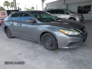 2017 Nissan Altima SR z VIN 1N4AL3AP6HN365974, wystawiony jako IAAI lot #42363967 z przebiegiem 189 217 mil mil oraz . Historia ofert i sprzedaży dostępna na DreamBid. Obrazek 1.