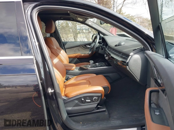 2019 Audi Q7 Prestige with VIN WA1VABF75KD030619, listed as a IAAI auction lot 41865422 with 66,151 mi miles and . Bid and sale history available at DreamBid. Image 5.