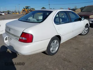 2001 Nissan Altima GXE with VIN 1N4DL01D51C224641, listed as a IAAI auction lot 41921413 with 169,616 mi miles. Bid and sale history available at carsss.com. Image 4.