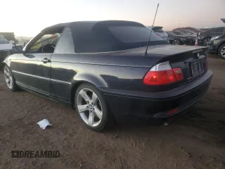 2005 BMW 3 Series 325Ci with VIN WBABW33435PL38950, listed as a Copart auction lot 82674294 with 113,157 mi miles and Salvage Title. Bid and sale history available at carsss.com. Image 2.
