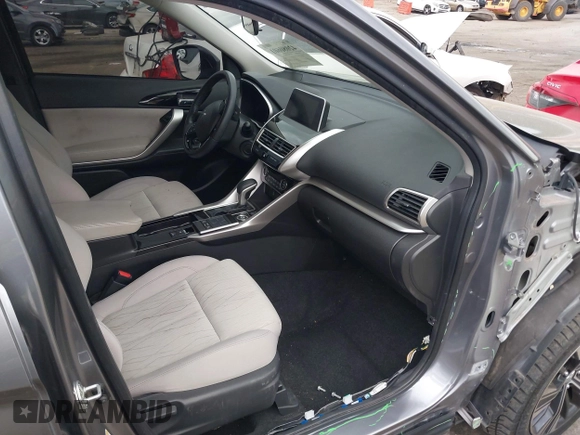 2018 Mitsubishi Eclipse Cross SE with VIN JA4AT5AA1JZ069660, listed as a IAAI auction lot 42080601 with 66,281 mi miles and . Bid and sale history available at DreamBid. Image 5.