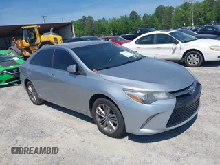 2017 Toyota Camry XLE z VIN 4T1BF1FKXHU733193, wystawiony jako IAAI lot #42126305 z przebiegiem 167 028 mil mil oraz . Historia ofert i sprzedaży dostępna na DreamBid. Obrazek 1.