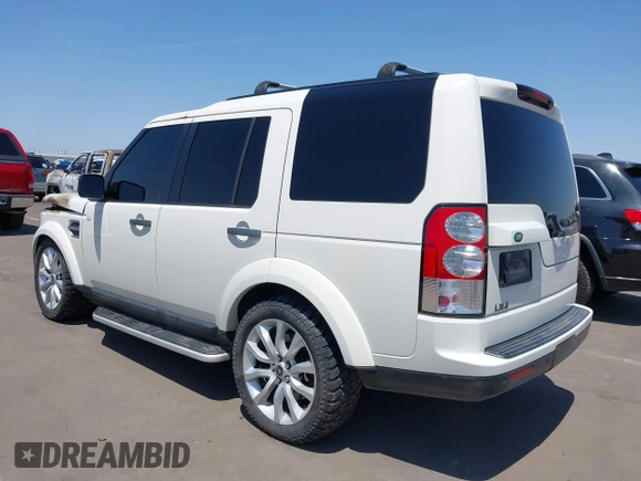 2010 Land Rover LR4 HSE with VIN SALAG2D40AA513469, listed as a IAAI auction lot 42486210 with Not provided miles and . Bid and sale history available at DreamBid. Image 3.