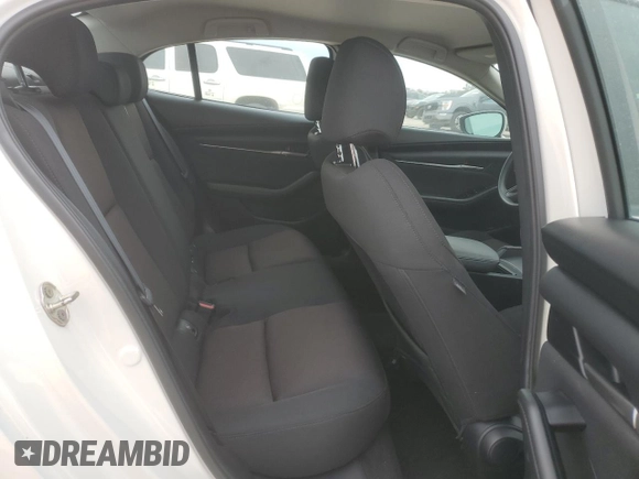 2022 Mazda 3 S with VIN 3MZBPAAL4NM307238, listed as a Copart auction lot 86509444 with 31,607 mi miles and Salvage title. Bid and sale history available at DreamBid. Image 10.