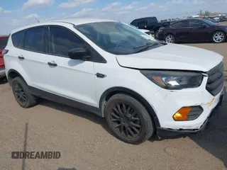 2018 Ford Escape S with VIN 1FMCU0F70JUD36517, listed as a IAAI auction lot 41524031 with 1 mi miles. Bid and sale history available at carsss.com. Image 1.