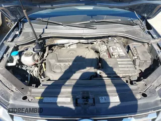 2018 Volkswagen Tiguan SEL z VIN 3VV2B7AX0JM084232, wystawiony jako IAAI lot #42726306 z przebiegiem 97 624 mil mil oraz . Historia ofert i sprzedaży dostępna na DreamBid. Obrazek 10.