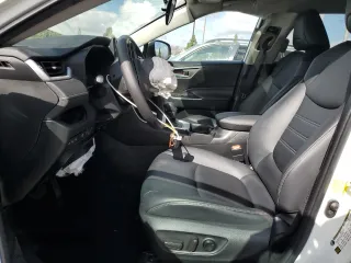 2021 Toyota RAV4 XLE Premium with VIN 2T3C1RFV1MW180625, listed as a Copart auction lot 51799175 with 63,692 mi miles and Salvage title. Bid and sale history available at DreamBid. Image 7.
