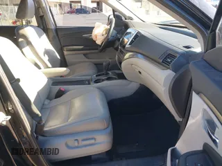 2018 Honda Pilot EX-L with VIN 5FNYF5H58JB013113, listed as a IAAI auction lot 41313206 with 125,825 mi miles. Bid and sale history available at carsss.com. Image 5.