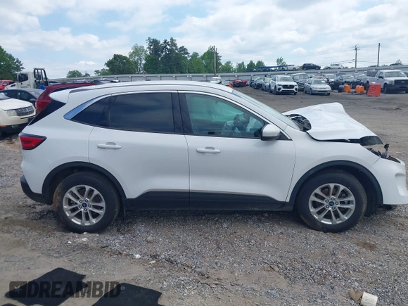 2020 Ford Escape SE with VIN 1FMCU0G61LUC46897, listed as a IAAI auction lot 42090743 with Not Provided miles and . Bid and sale history available at carsss.com. Image 12.