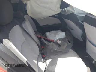 2020 Toyota Prius L Eco z VIN JTDKARFU0L3109596, wystawiony jako IAAI lot #41950366 z przebiegiem Nie podano mil oraz . Historia ofert i sprzedaży dostępna na DreamBid. Obrazek 8.
