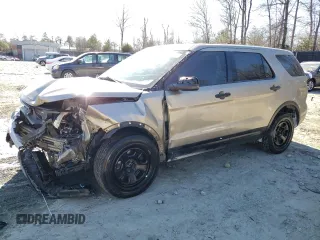 2017 Ford Police Interceptor Utility z VIN 1FM5K8AR6HGC79108, wystawiony jako Copart lot #46552875 z przebiegiem 208 405 mil mil oraz Szkody całkowita. Historia ofert i sprzedaży dostępna na DreamBid. Obrazek 1.