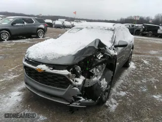 2025 Chevrolet Trax LT with VIN KL77LHEP5SC008734, listed as a IAAI auction lot 41227025 with 6,638 mi miles. Bid and sale history available at carsss.com. Image 6.