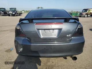 2008 Scion tC Spec z VIN JTKDE167X80254624, wystawiony jako Copart lot #57337755 z przebiegiem 205 339 mil mil oraz Szkoda całkowita • Salvage title. Historia ofert i sprzedaży dostępna na DreamBid. Obrazek 6.