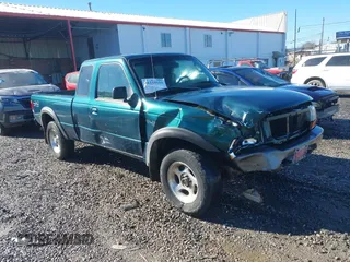 1998 Ford Ranger XL with VIN 1FTZR15U6WTA72360, listed as a IAAI auction lot 41233133 with 199,442 mi miles. Bid and sale history available at carsss.com. Image 1.