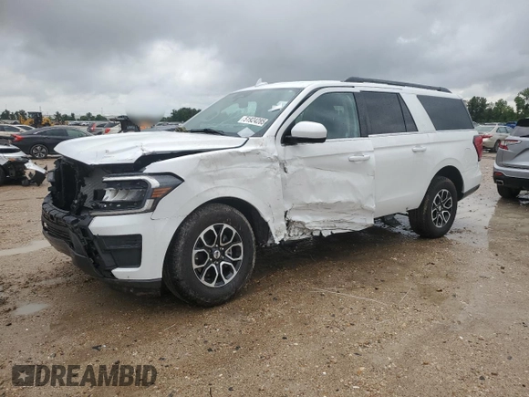 2024 Ford Expedition Max XLT with VIN 1FMJK1H8XREB02917, listed as a Copart auction lot 51924285 with 2,632 mi miles and Salvage Title. Bid and sale history available at DreamBid. Image 1.