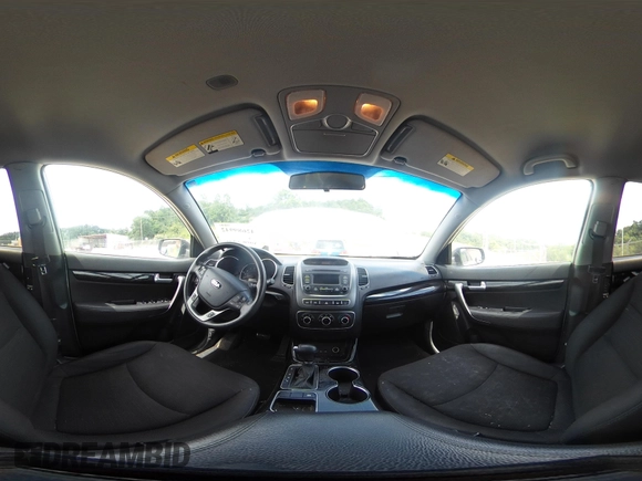 2015 Kia Sorento LX with VIN 5XYKTCA62FG568967, listed as a IAAI auction lot 42689942 with 215,430 mi miles and . Bid and sale history available at DreamBid. Image 18.